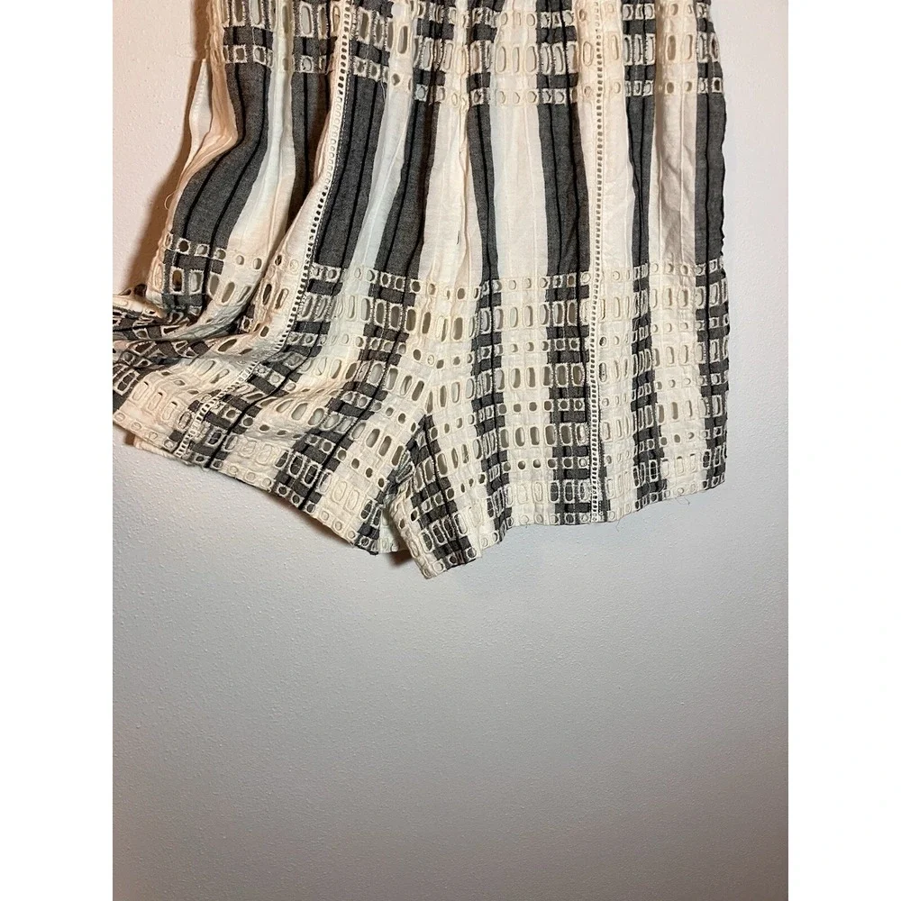 Anthropologie Romper Eyelet Ruffle Shorts White Black US Boho Feminine Vacation - Picture 4 of 10